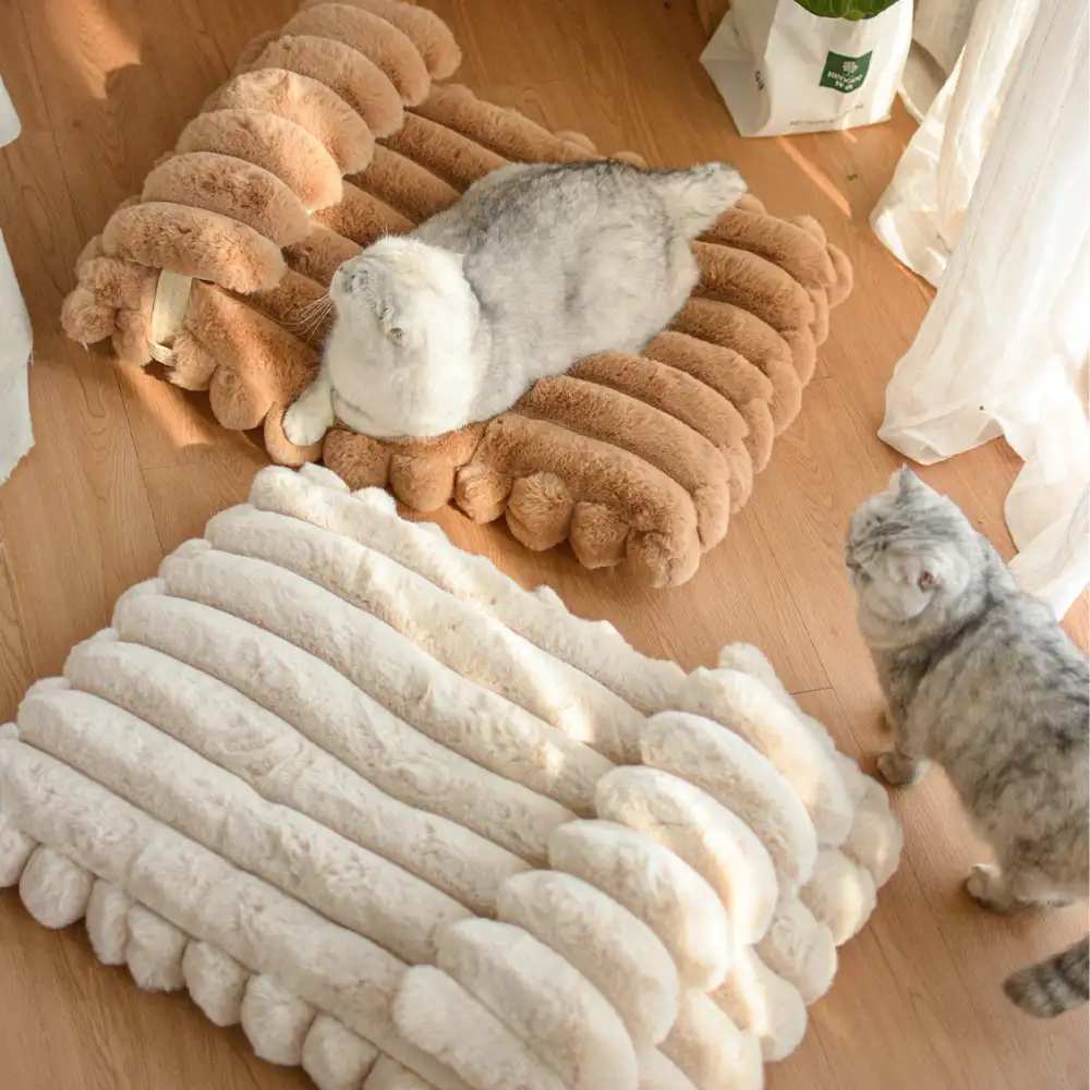 Coussin chauffant en fausse fourrure de lapin doux - Lit pour chien Cozy Cloud - Image 10