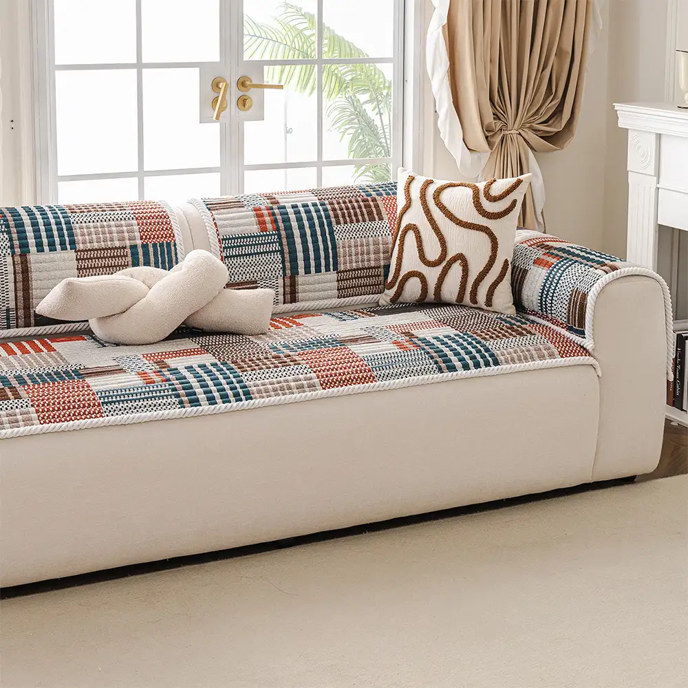 Housse canapé confortable avec lignes artistiques et matelassage, protection antidérapante. - Image 10