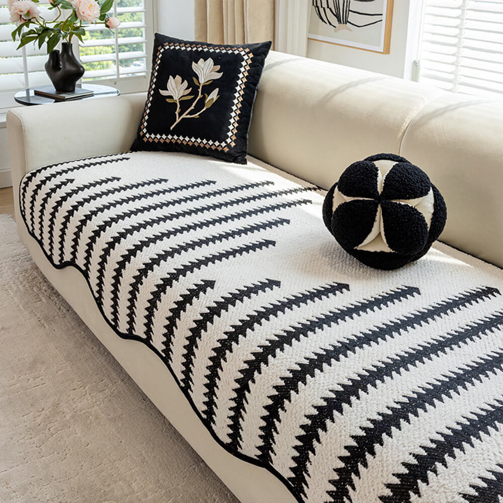 Housse de canapé en chenille à rayures chevron modernes et bords ondulés - Image 3