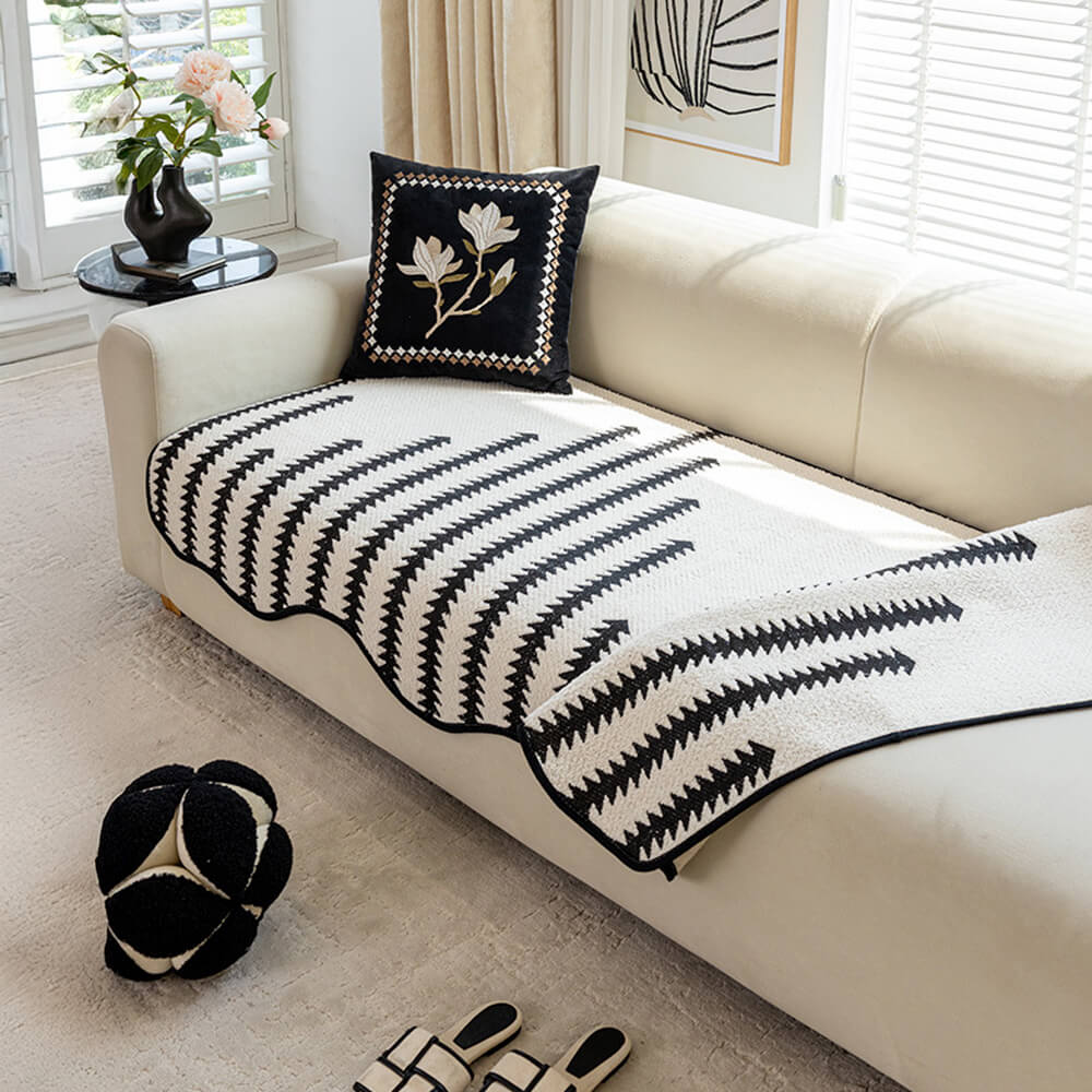 Housse de canapé en chenille à rayures chevron modernes et bords ondulés - Image 5