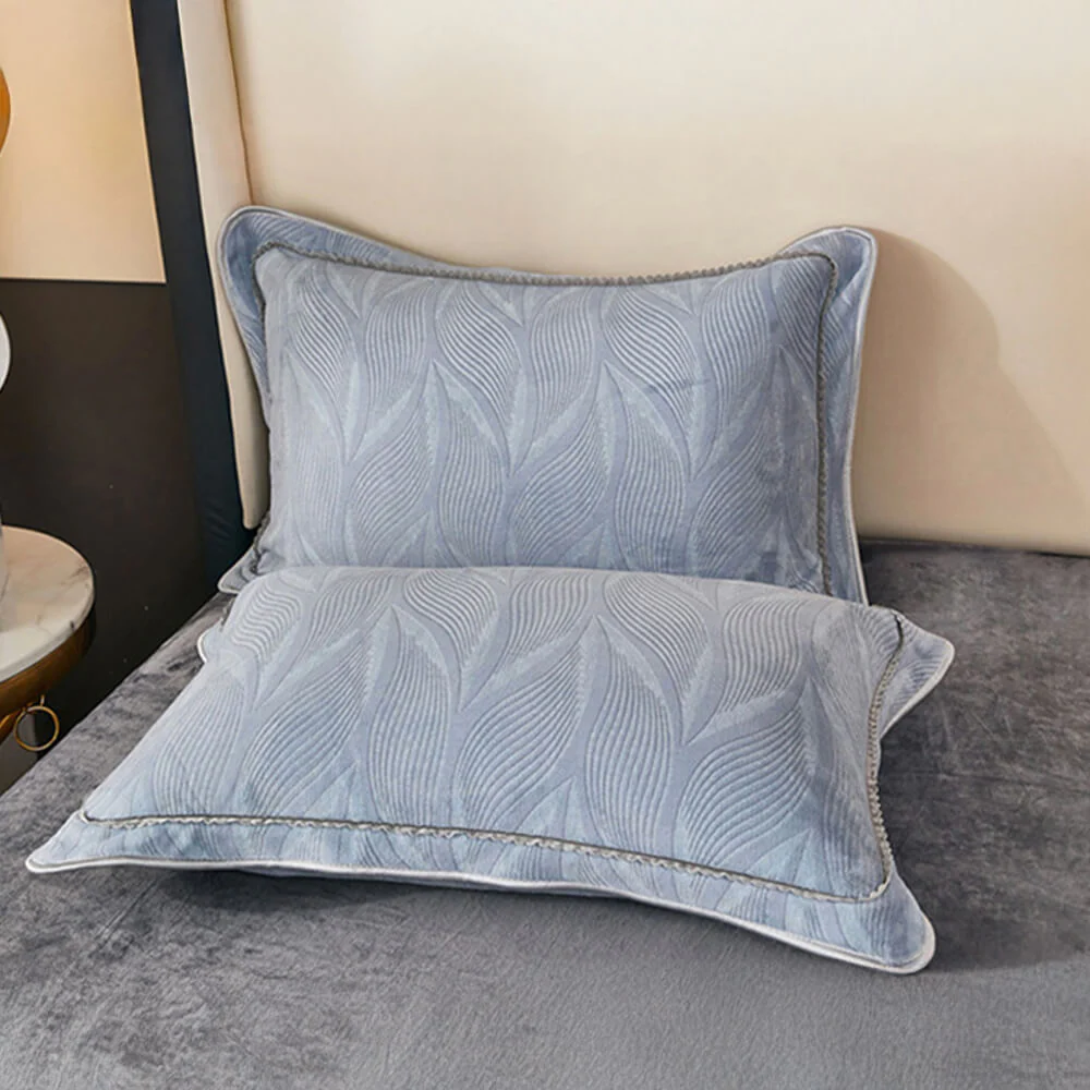 Parure de draps en velours lait à motif botanique élégant - Image 6