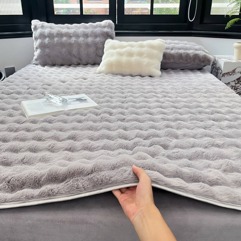 Housse de matelas antidérapant en fausse fourrure de lapin de luxe - Image 9