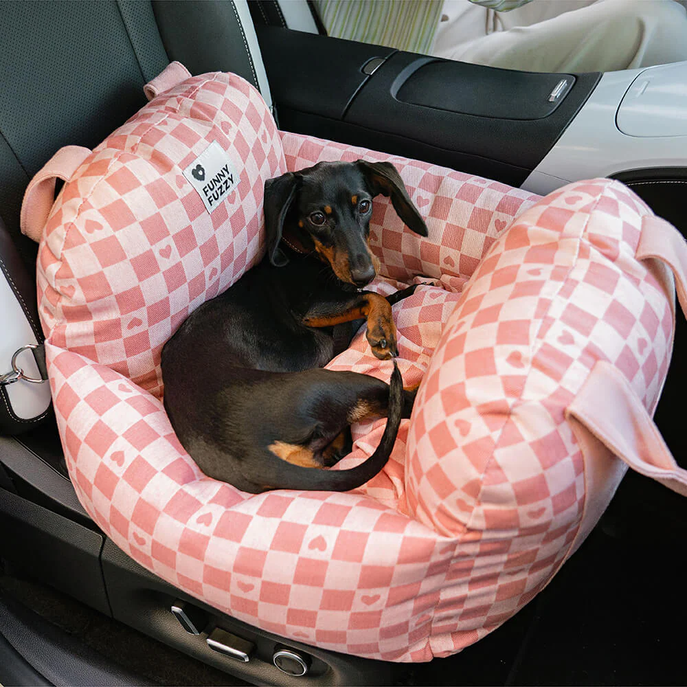 Siège de voiture pour chien à damier vintage et cœur - Image 15