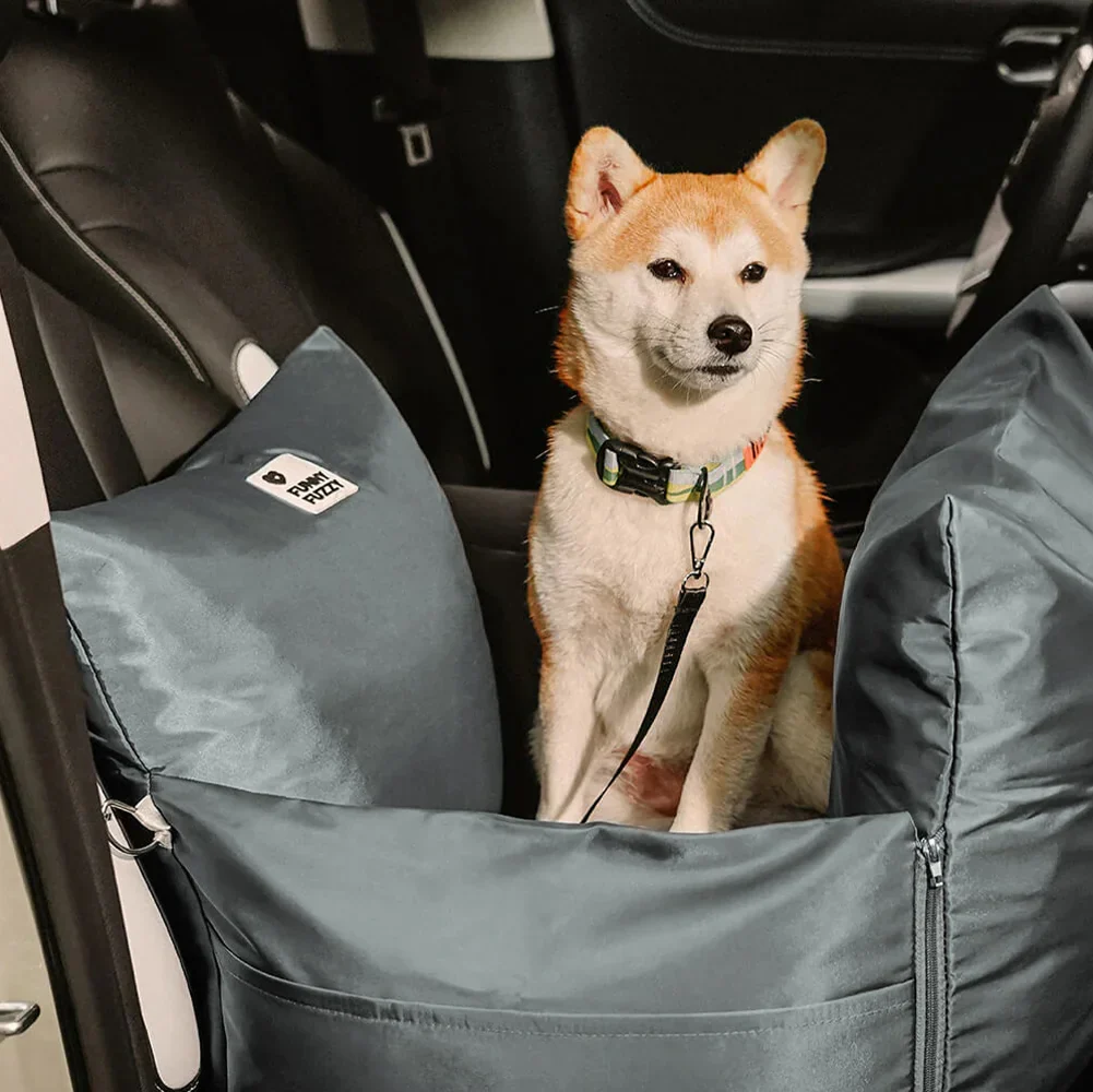 Siège auto imperméable pour chien - Première classe - Image 3